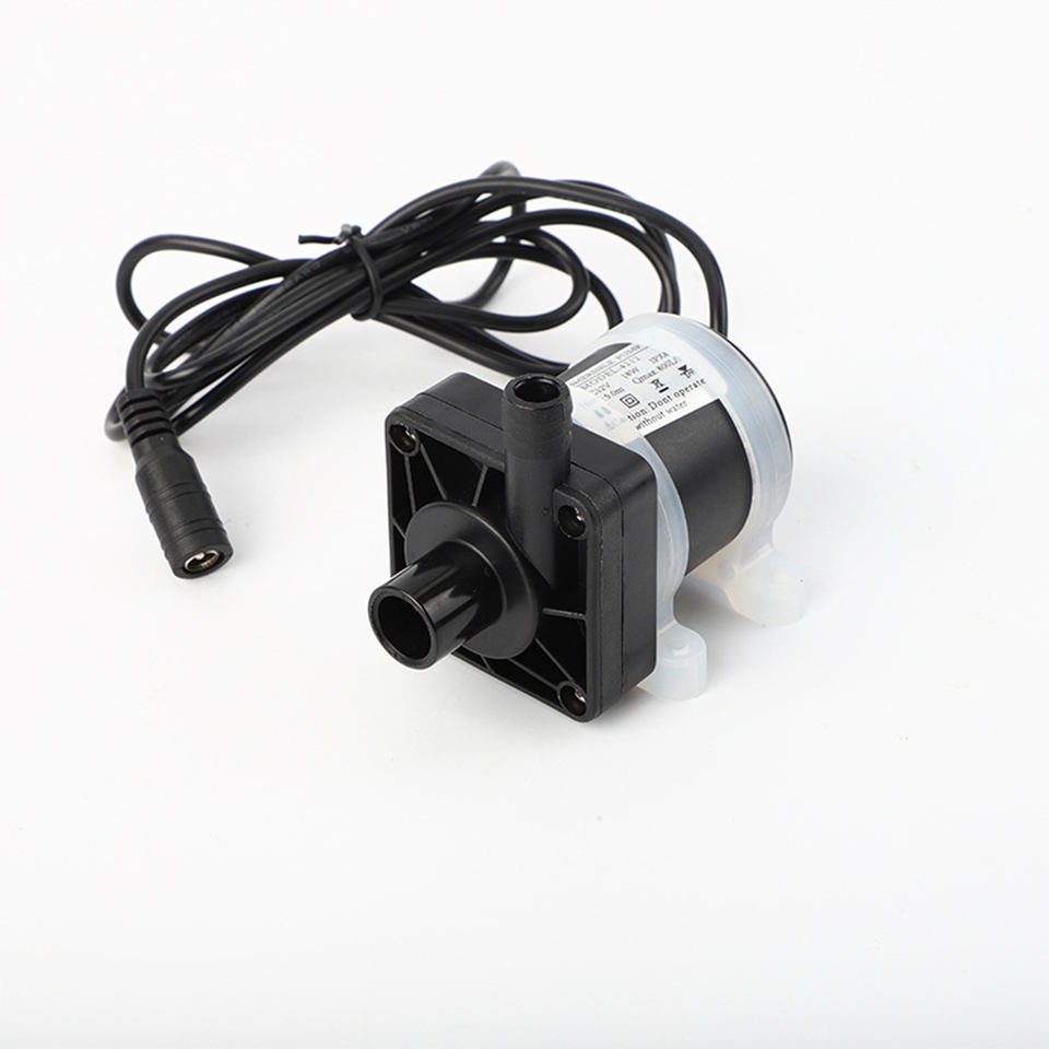 Waterverwarmer waterpomp